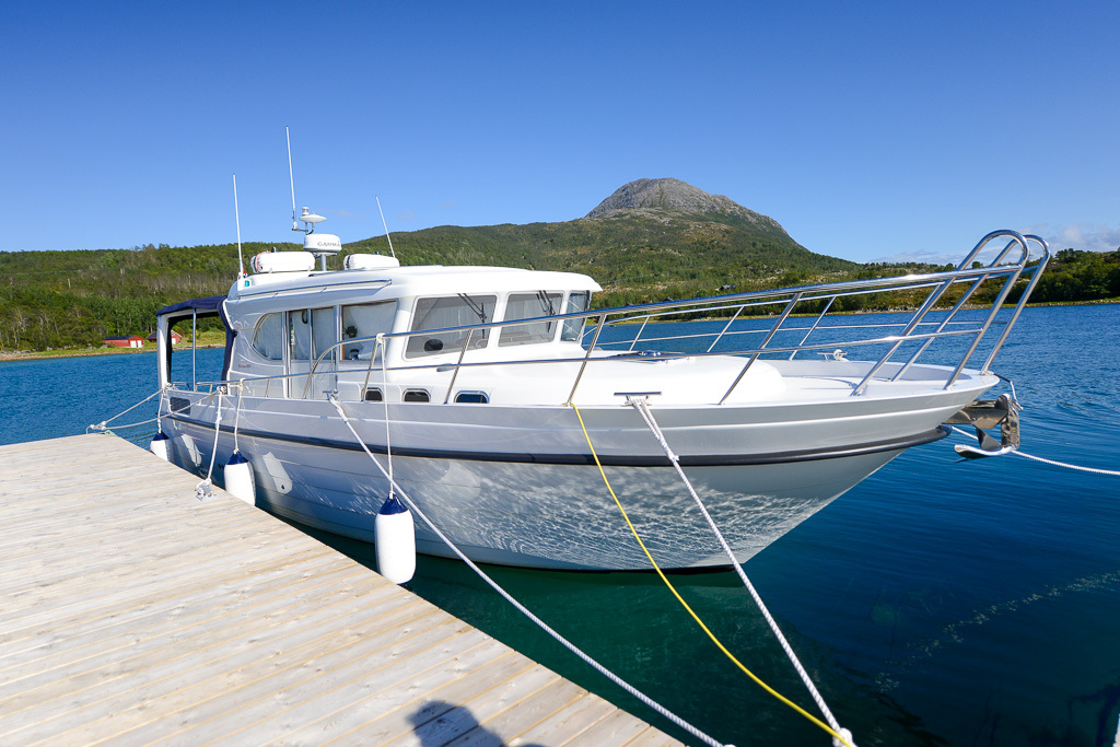 Boat charter Senja fjordhotell
